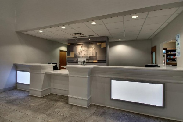 Holiday Inn Express Hotel & Suites Waukegan/Gurnee image 18
